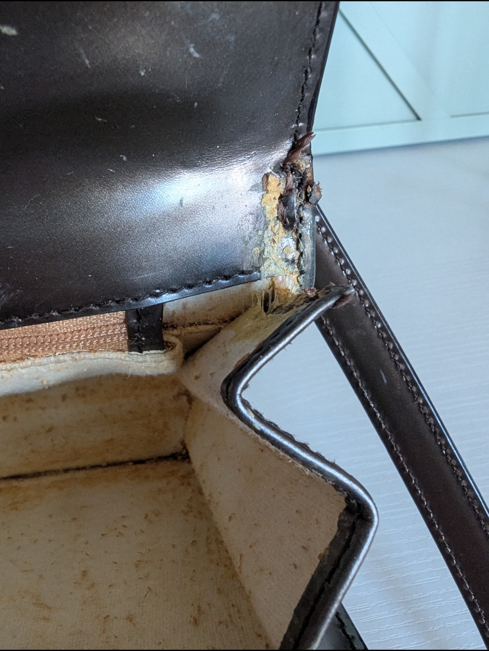 Gucci Metallic Brown Leather Top-Handle Bag - Picture 11 of 12